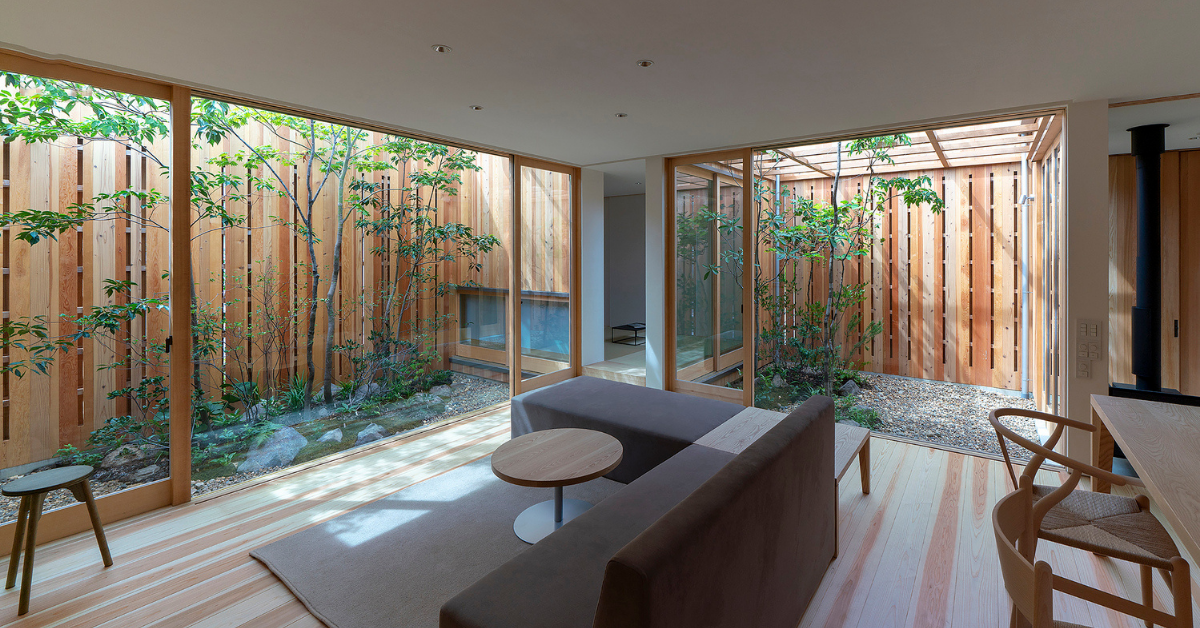 Để tăng tài lộc, may mắn gia chủ nên lưu việc chọn cây trồng ở giếng trời. Giếng trời và ý nghĩa phong thủy của giếng trời